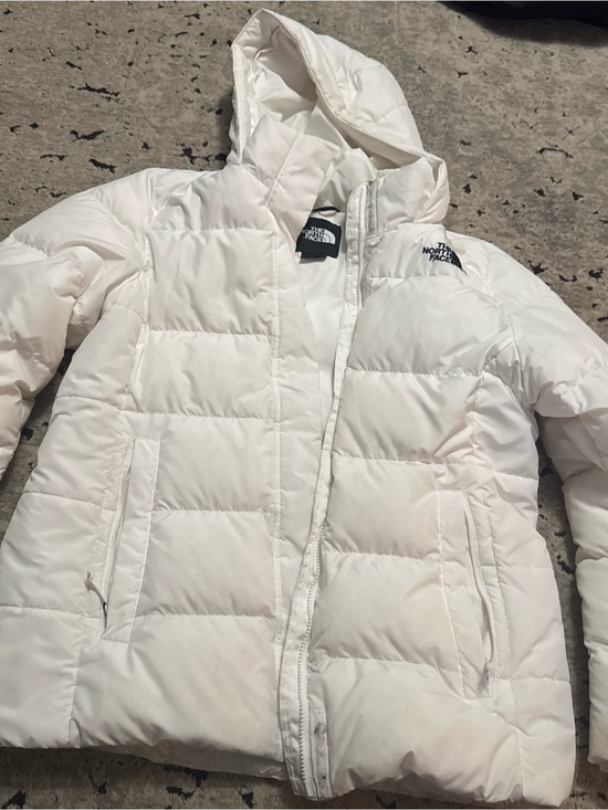The North Face Jackets & Blazers - The North Face Women's White Hooded Puffer Jacket